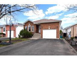 498 BARNSLEY CRESCENT, Kingston, Ontario