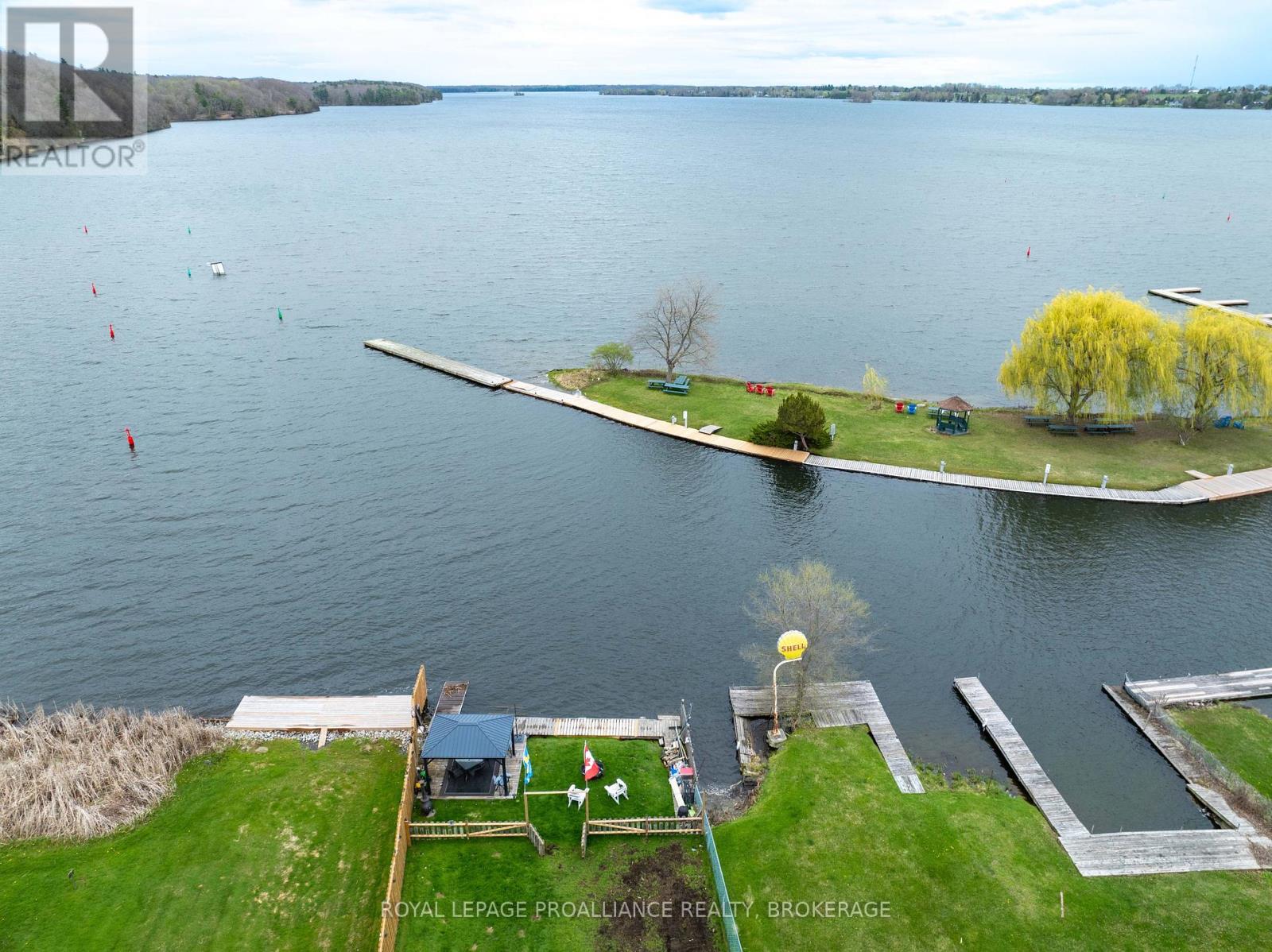 29 Main Street, Westport, Ontario  K0G 1X0 - Photo 3 - X12134996