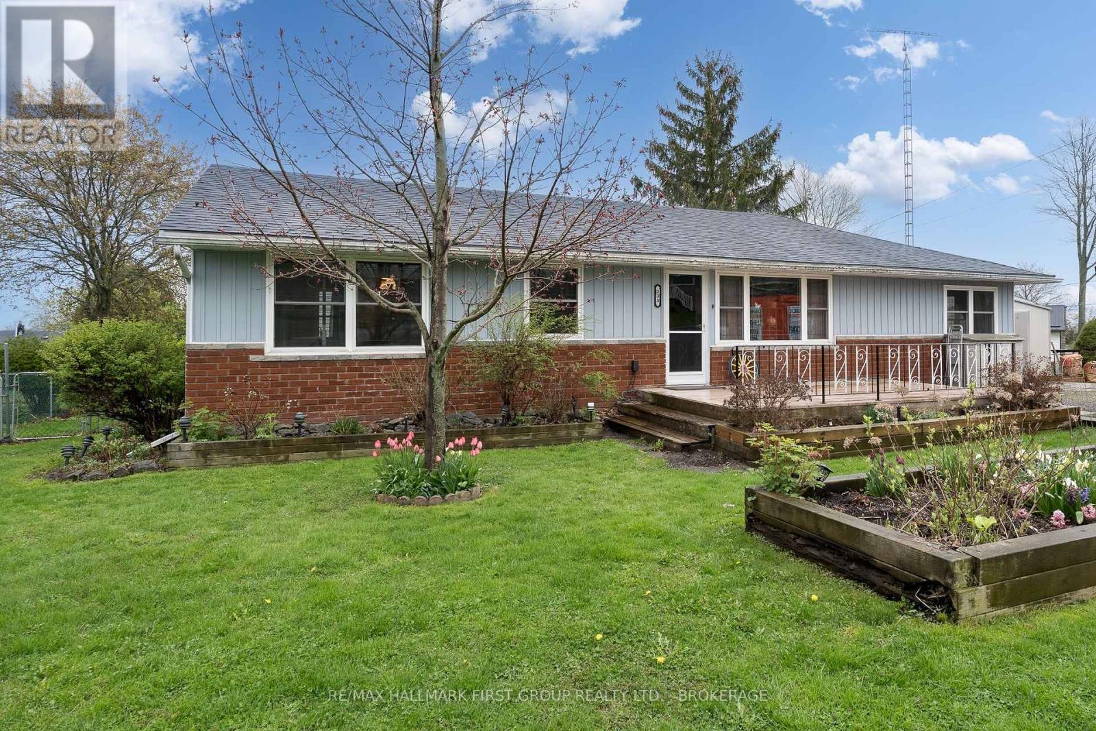 235 LAKEVIEW ROAD, Loyalist, Ontario