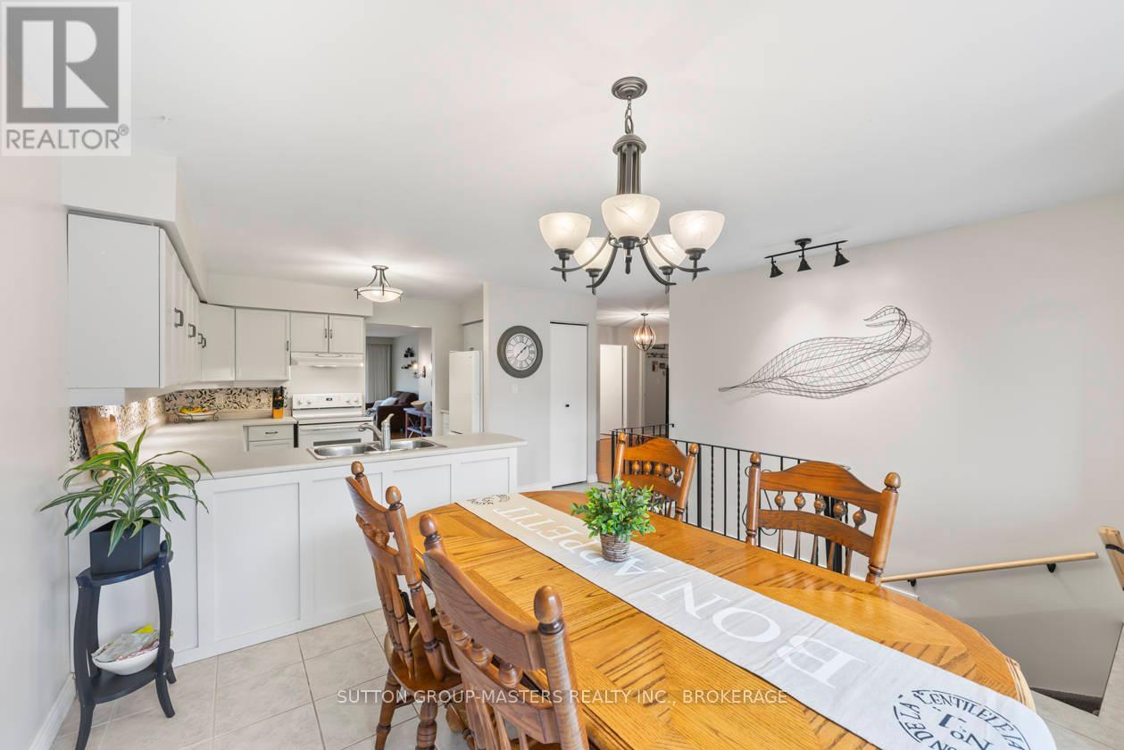 984 Ambleside Crescent, Kingston, Ontario  K7P 2B7 - Photo 14 - X12136177