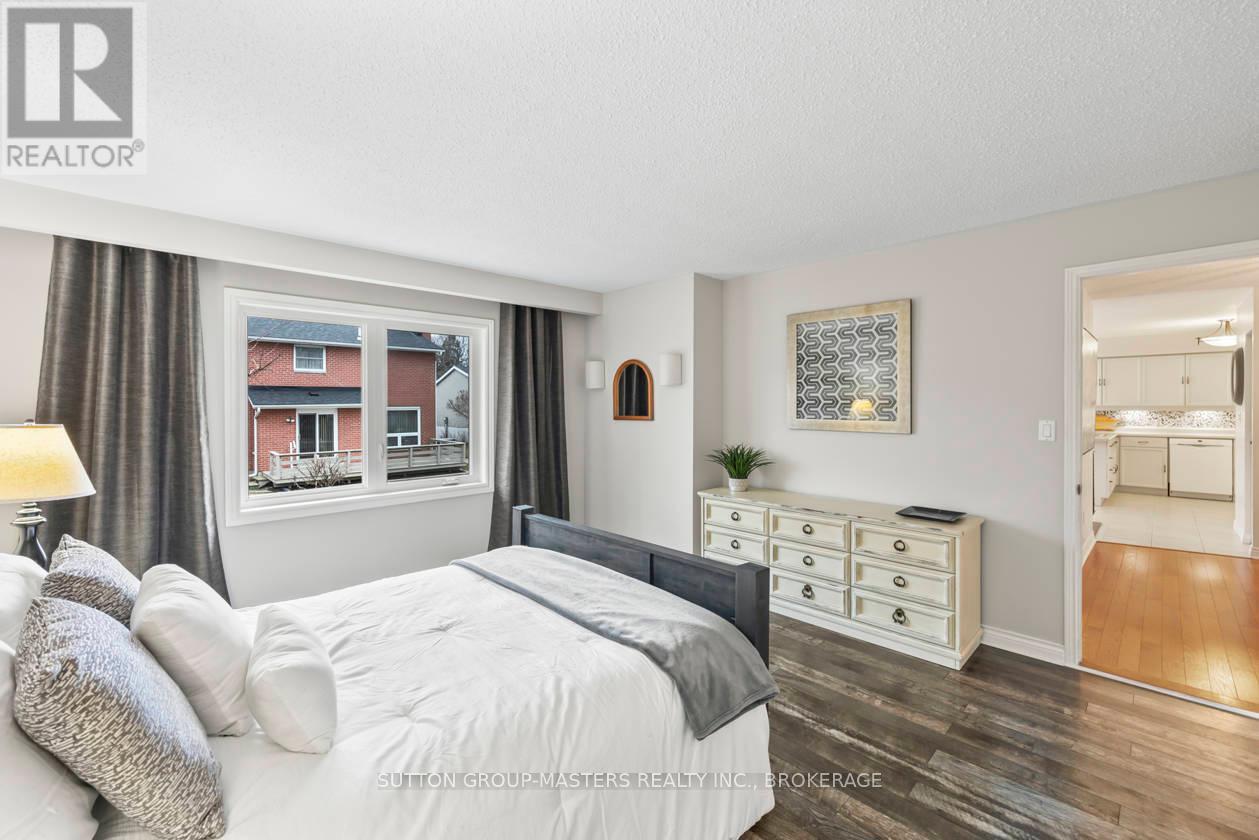 984 Ambleside Crescent, Kingston, Ontario  K7P 2B7 - Photo 18 - X12136177