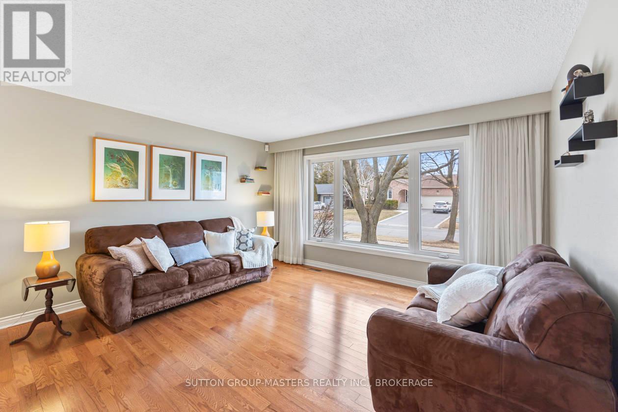 984 Ambleside Crescent, Kingston, Ontario  K7P 2B7 - Photo 28 - X12136177