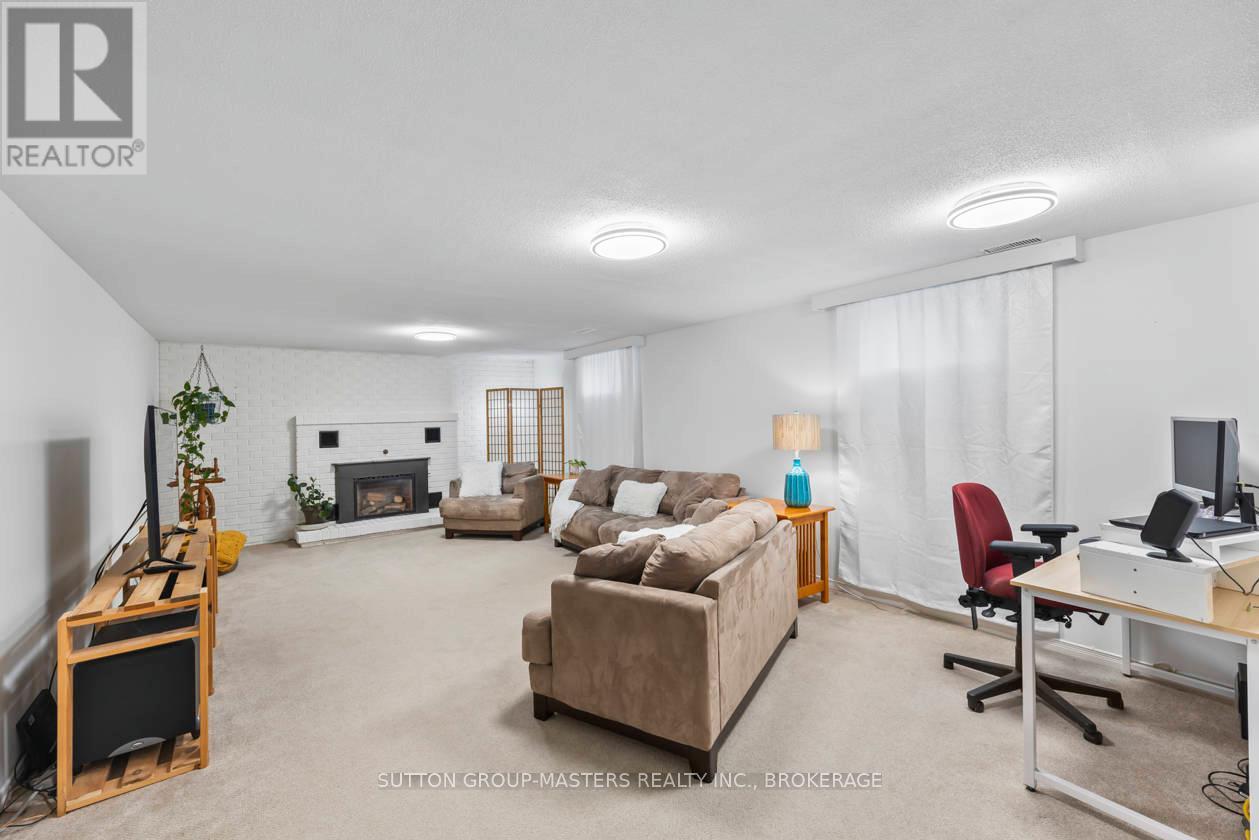 984 Ambleside Crescent, Kingston, Ontario  K7P 2B7 - Photo 29 - X12136177