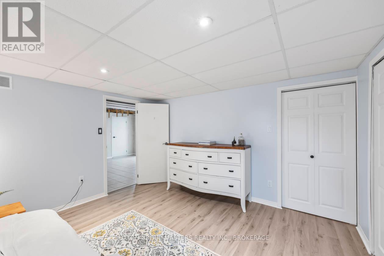984 Ambleside Crescent, Kingston, Ontario  K7P 2B7 - Photo 35 - X12136177