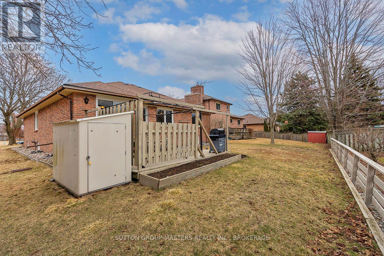 984 Ambleside Crescent, Kingston, Ontario  K7P 2B7 - Photo 42 - X12136177