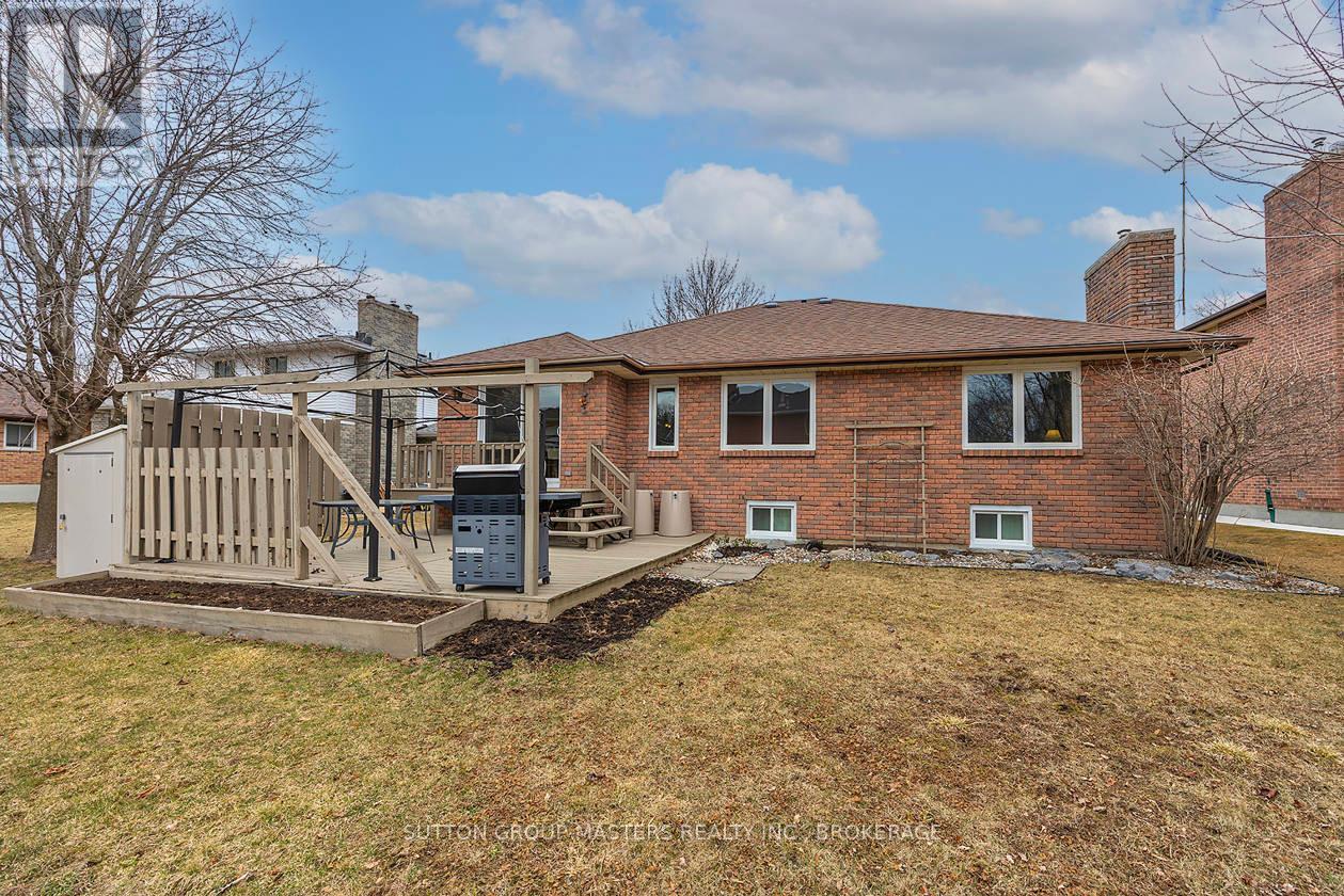 984 Ambleside Crescent, Kingston, Ontario  K7P 2B7 - Photo 43 - X12136177