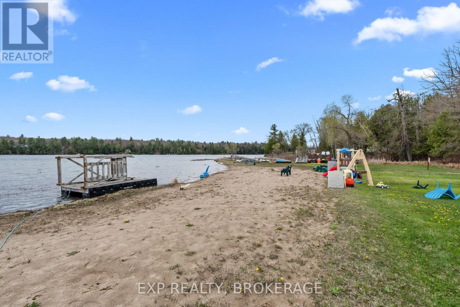 #38 - 9 Glenford Lane, South Frontenac, Ontario  K0H 1T0 - Photo 38 - X12136259