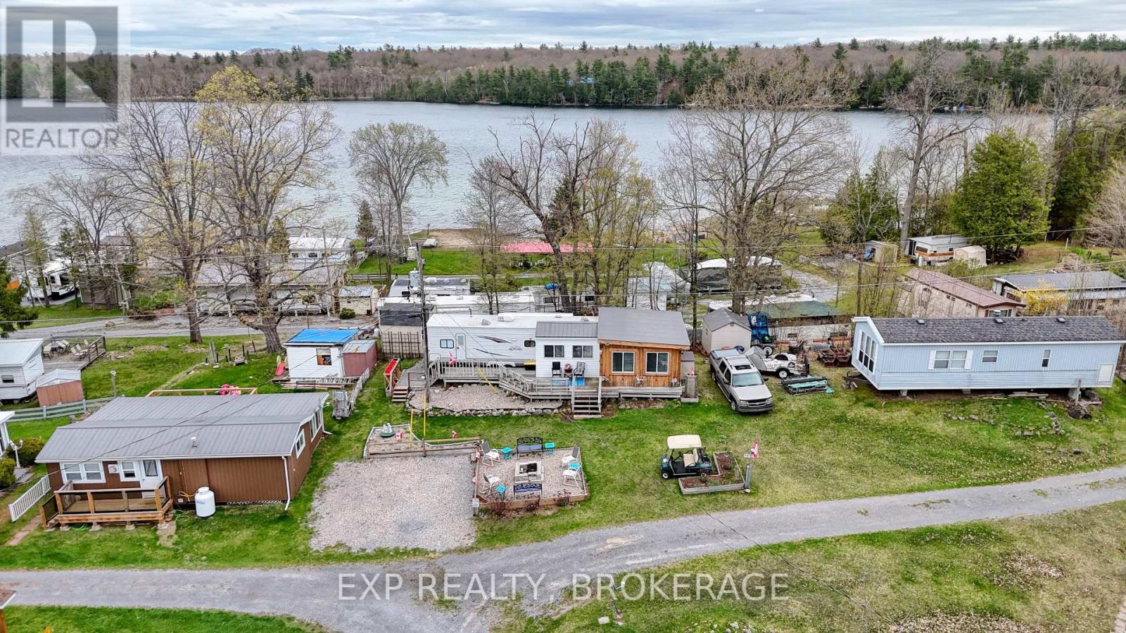 #38 - 9 Glenford Lane, South Frontenac, Ontario  K0H 1T0 - Photo 43 - X12136259