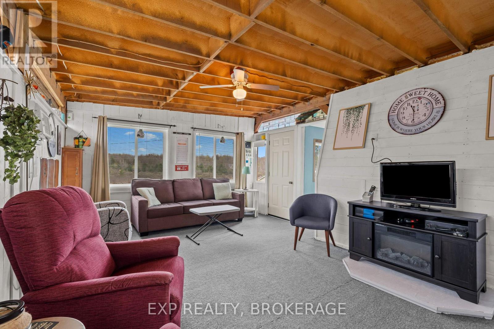 #38 - 9 Glenford Lane, South Frontenac, Ontario  K0H 1T0 - Photo 6 - X12136259