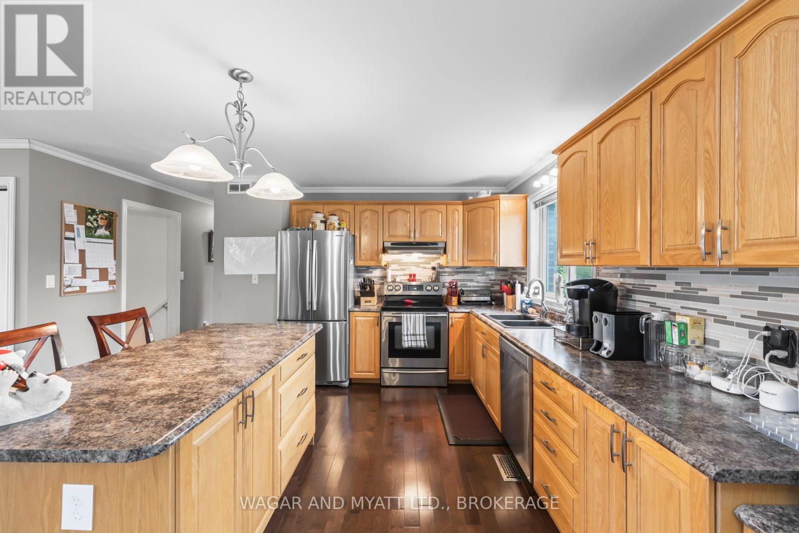 93 Henry Street, Greater Napanee, Ontario  K7R 3A6 - Photo 11 - X12136490