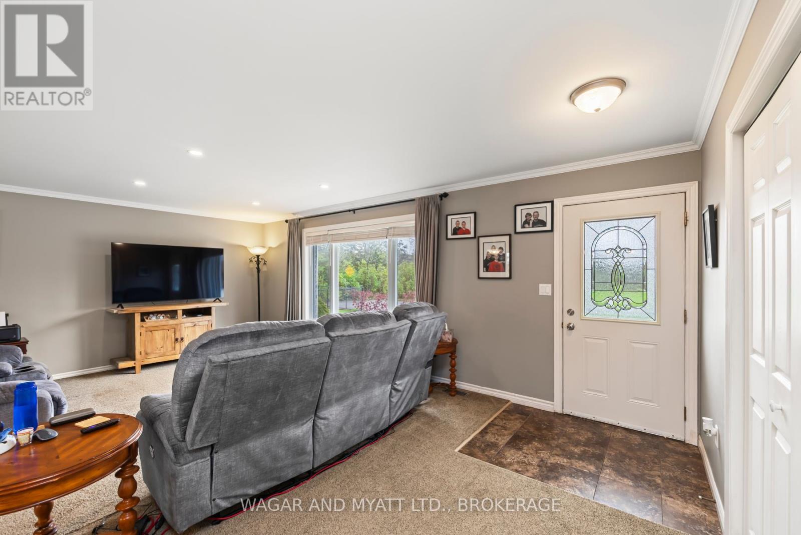 93 Henry Street, Greater Napanee, Ontario  K7R 3A6 - Photo 8 - X12136490