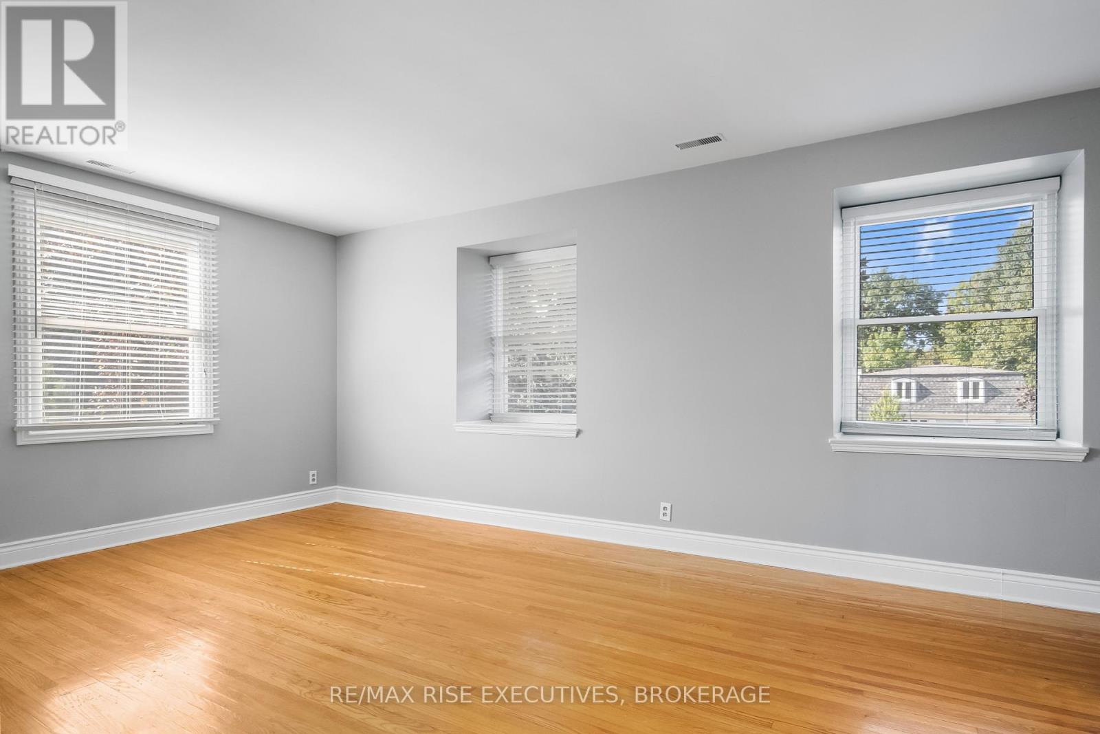 282 Welborne Avenue, Kingston, Ontario  K7M 4G6 - Photo 24 - X12136515