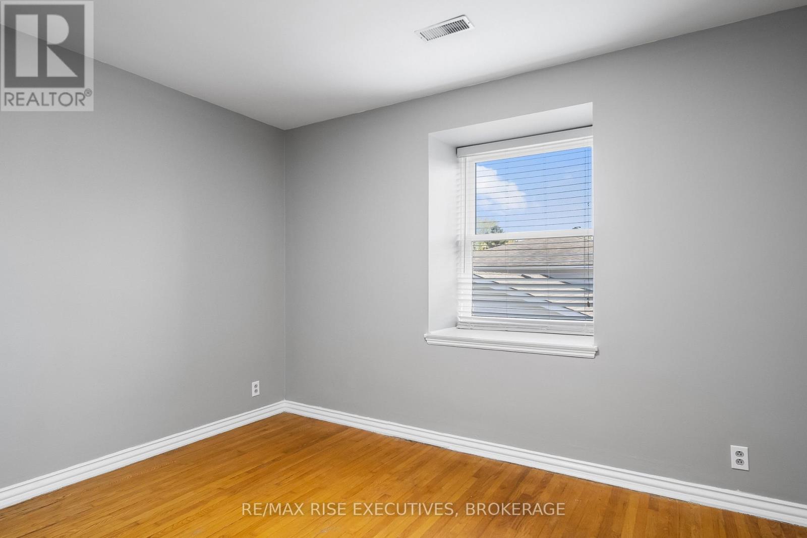 282 Welborne Avenue, Kingston, Ontario  K7M 4G6 - Photo 27 - X12136515