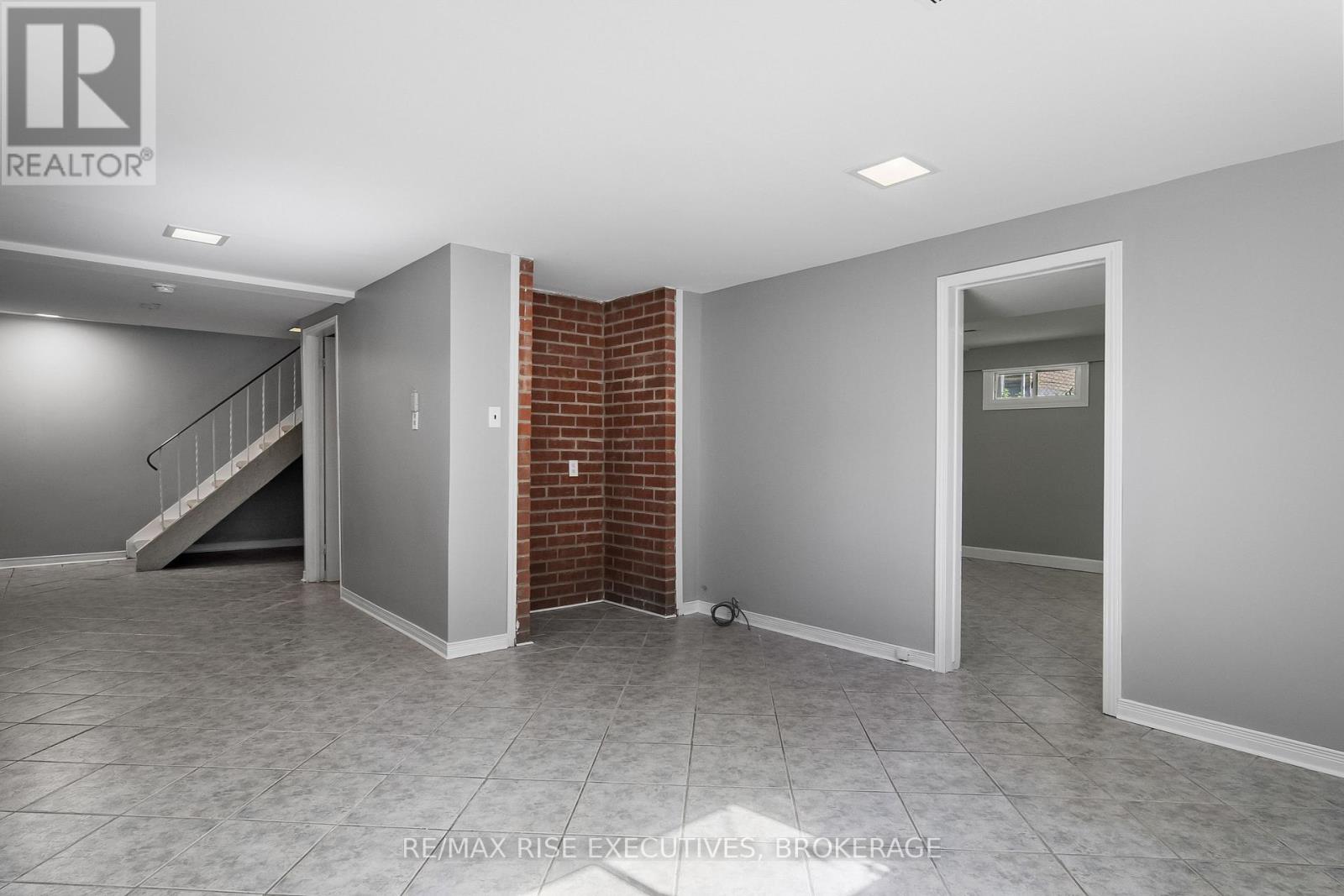 282 Welborne Avenue, Kingston, Ontario  K7M 4G6 - Photo 36 - X12136515