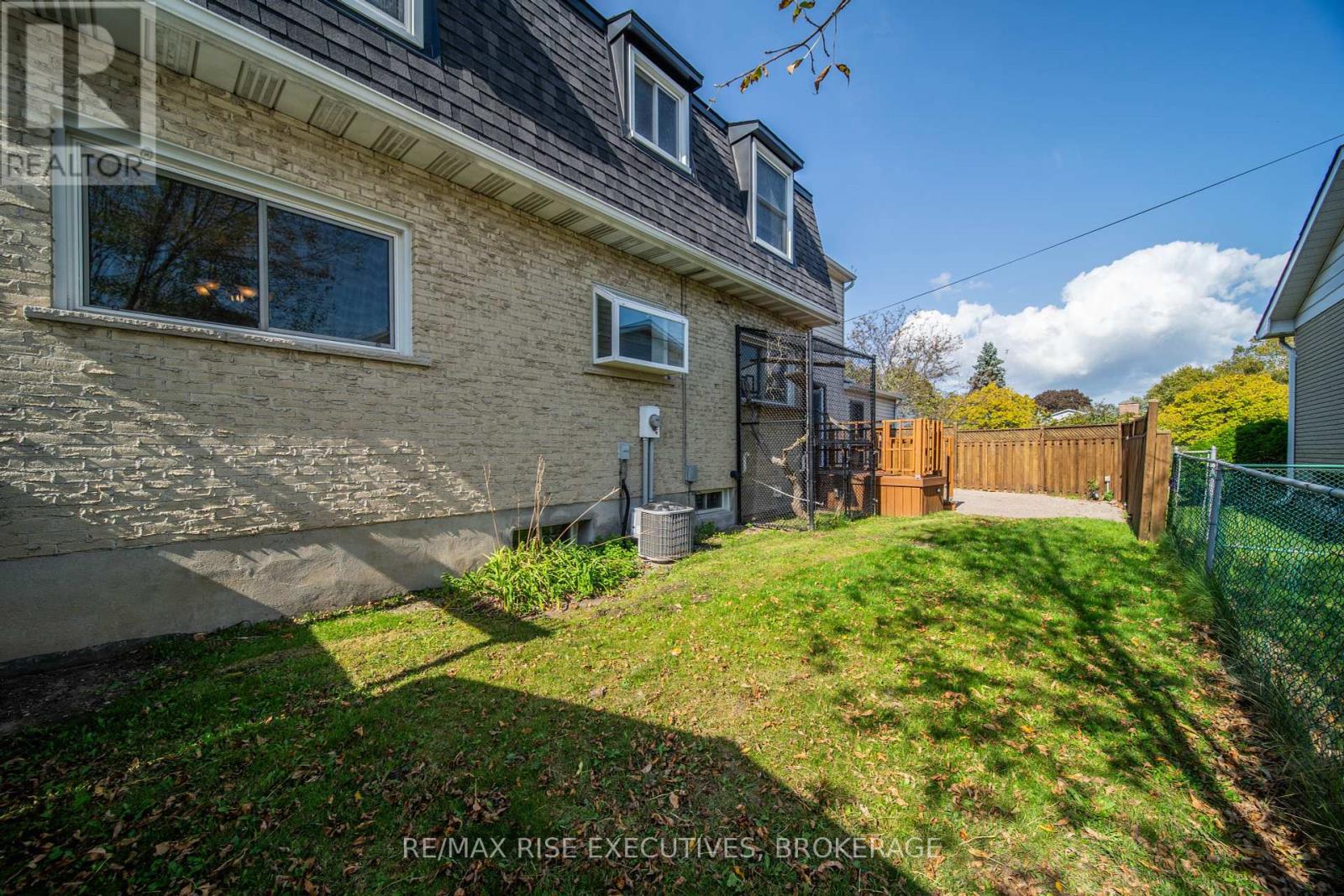 282 Welborne Avenue, Kingston, Ontario  K7M 4G6 - Photo 43 - X12136515