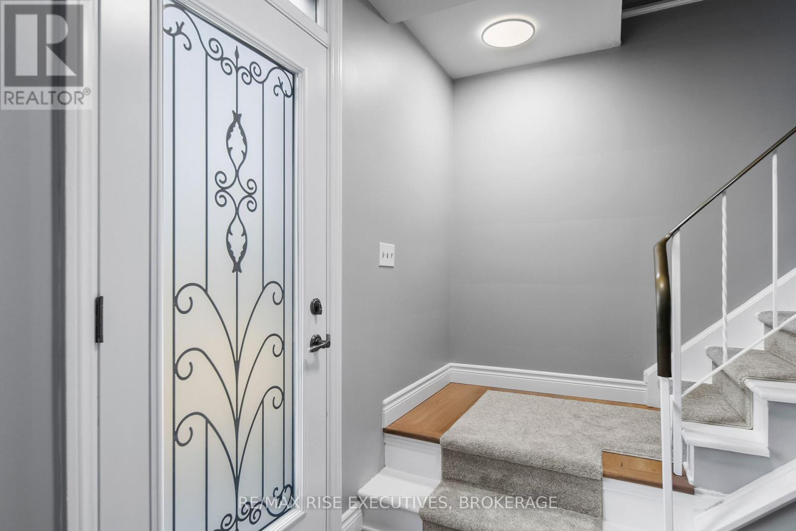 282 Welborne Avenue, Kingston, Ontario  K7M 4G6 - Photo 7 - X12136515