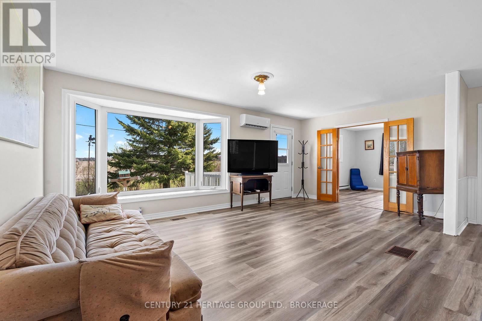 2750 15 Highway, Rideau Lakes, Ontario  K0G 1E0 - Photo 10 - X12136582