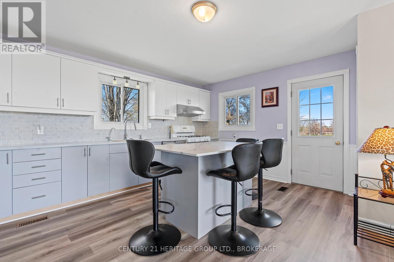 2750 15 Highway, Rideau Lakes, Ontario  K0G 1E0 - Photo 12 - X12136582