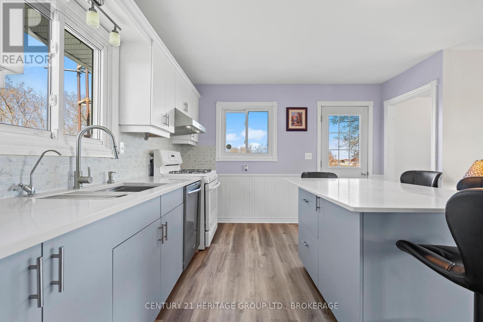 2750 15 Highway, Rideau Lakes, Ontario  K0G 1E0 - Photo 14 - X12136582
