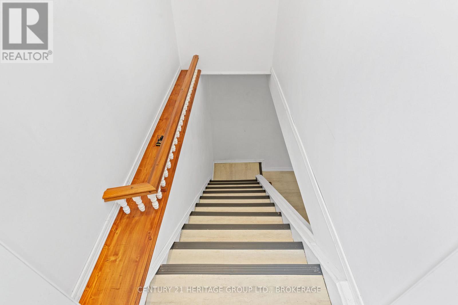 2750 15 Highway, Rideau Lakes, Ontario  K0G 1E0 - Photo 22 - X12136582