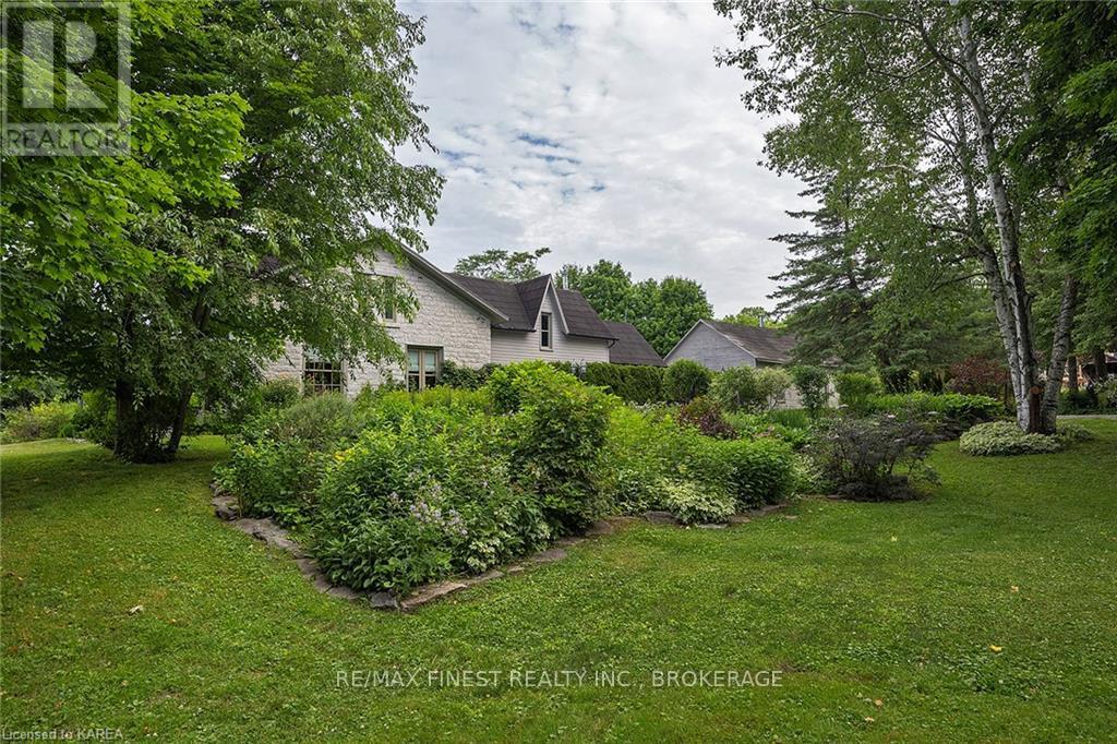 187 Simmons Road, Loyalist, Ontario  K0H 2H0 - Photo 13 - X12137506