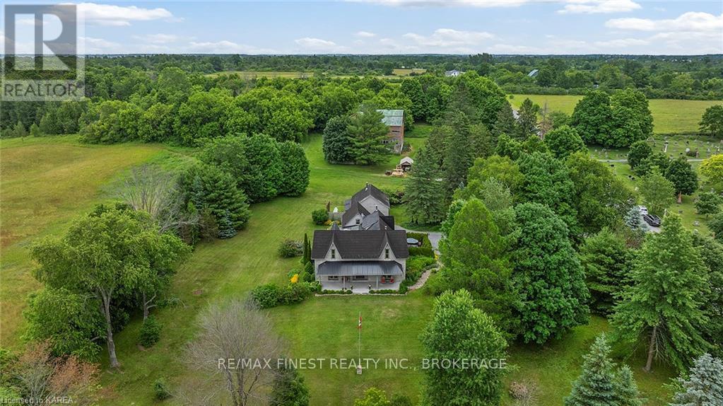 187 Simmons Road, Loyalist, Ontario  K0H 2H0 - Photo 3 - X12137506
