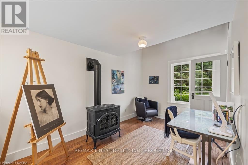 187 Simmons Road, Loyalist, Ontario  K0H 2H0 - Photo 34 - X12137506