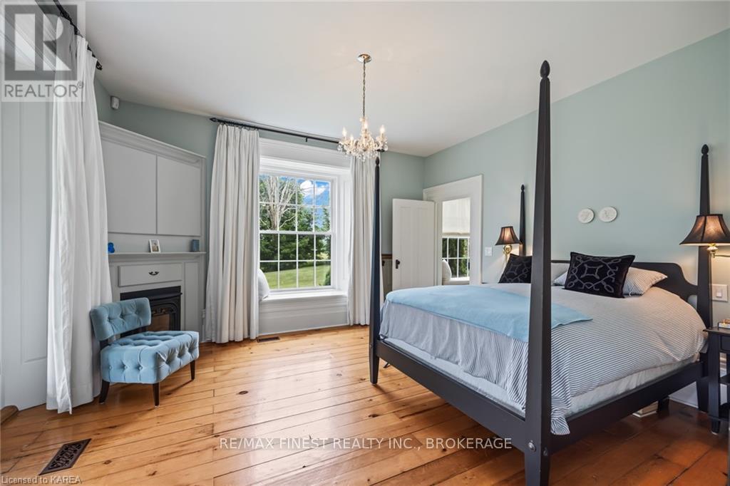 187 Simmons Road, Loyalist, Ontario  K0H 2H0 - Photo 39 - X12137506