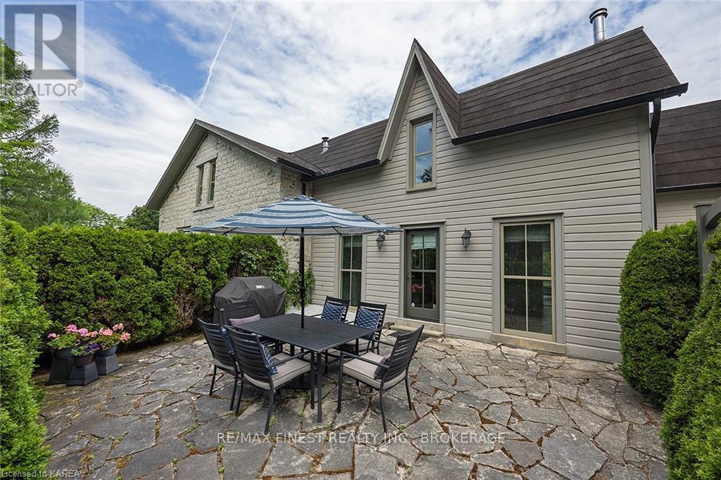 187 Simmons Road, Loyalist, Ontario  K0H 2H0 - Photo 7 - X12137506