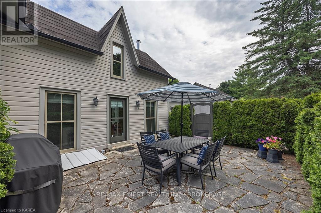 187 Simmons Road, Loyalist, Ontario  K0H 2H0 - Photo 9 - X12137506