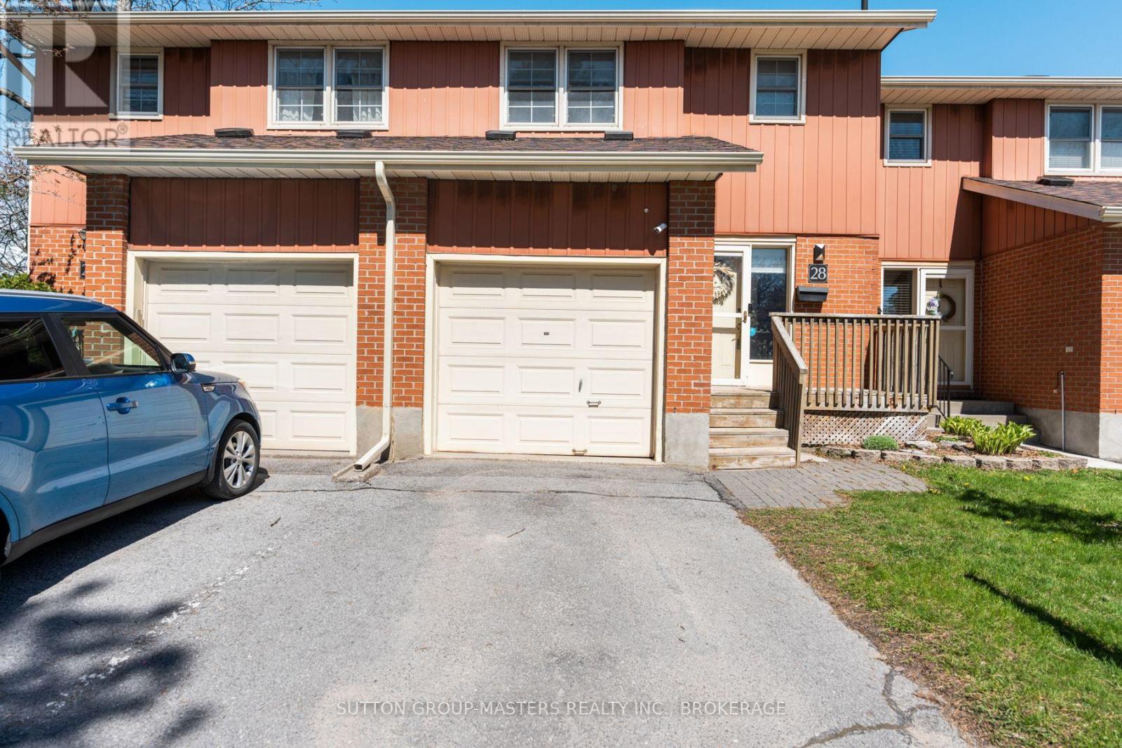 28 - 19 Macpherson Avenue W, Kingston, Ontario  K7M 6W4 - Photo 1 - X12138210