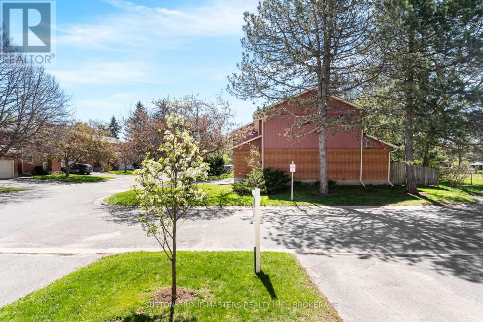 28 - 19 Macpherson Avenue W, Kingston, Ontario  K7M 6W4 - Photo 45 - X12138210