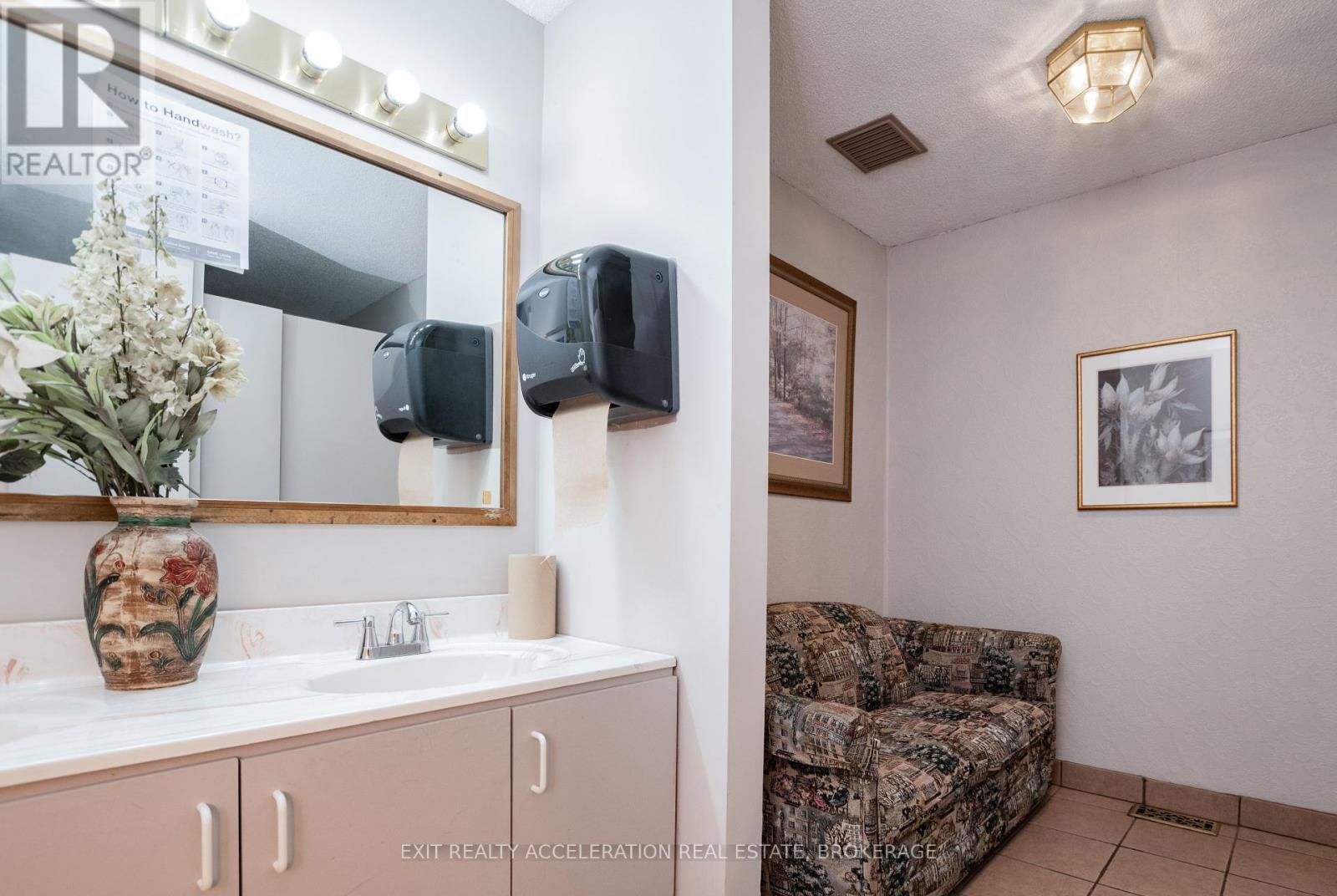 8087 County Road 2, Greater Napanee, Ontario  K7R 3K6 - Photo 43 - X12138232