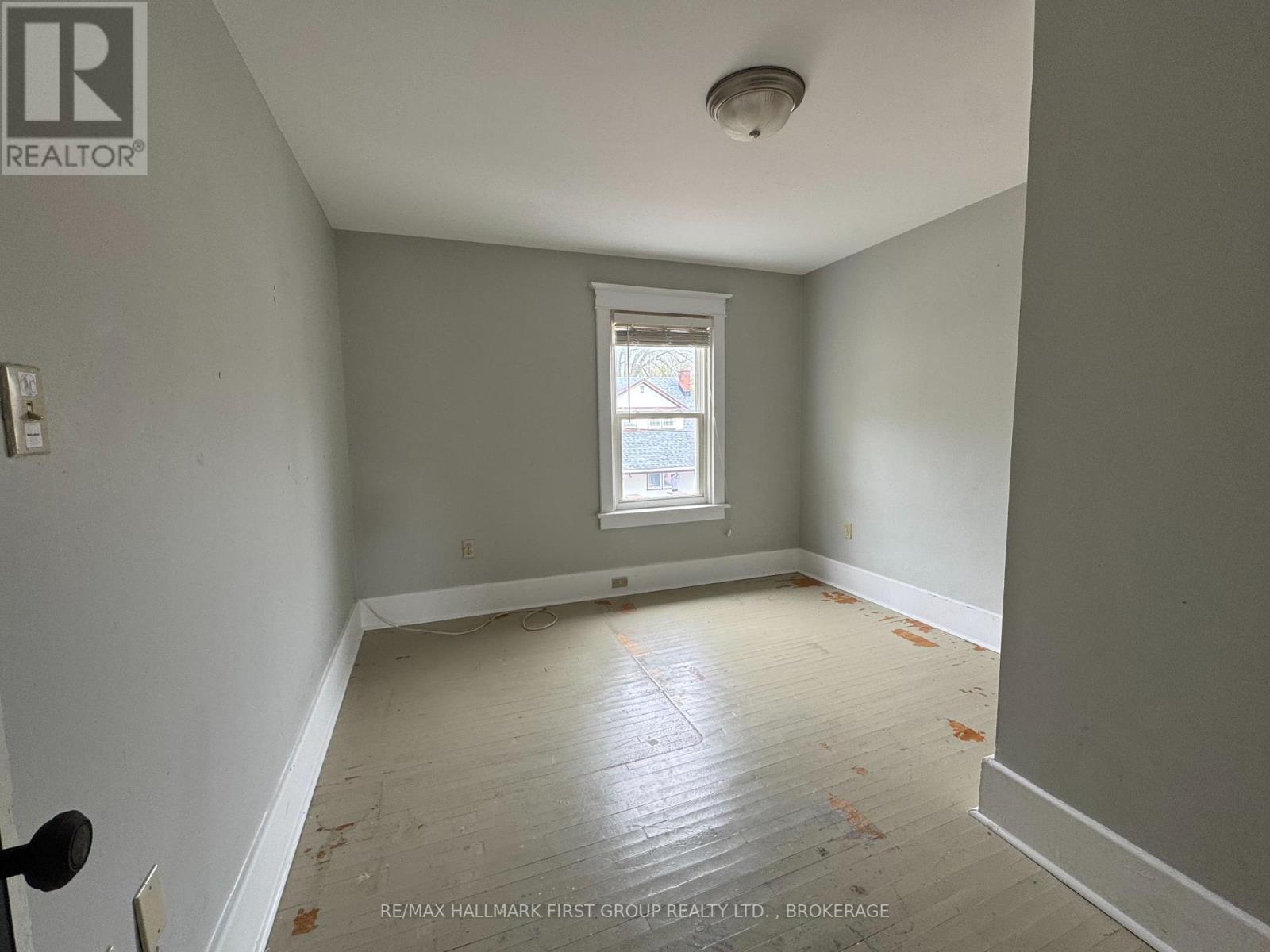 516 Victoria Street, Kingston, Ontario  K7L 4A1 - Photo 17 - X12138519