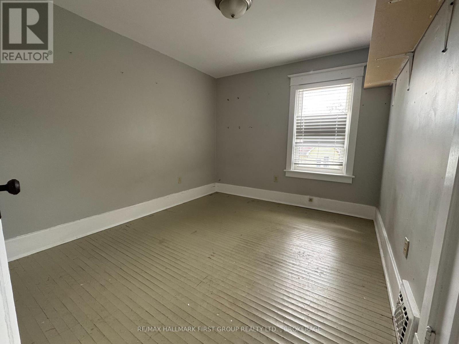516 Victoria Street, Kingston, Ontario  K7L 4A1 - Photo 18 - X12138519