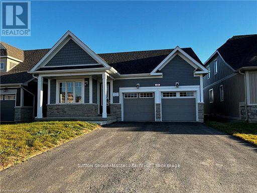 46 Oakmont Drive, Loyalist, Ontario  K0H 1G0 - Photo 2 - X12139862