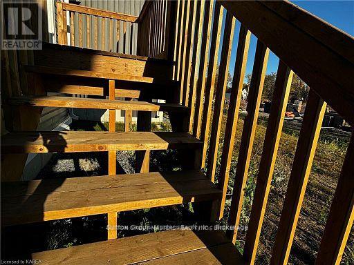 46 Oakmont Drive, Loyalist, Ontario  K0H 1G0 - Photo 22 - X12139862
