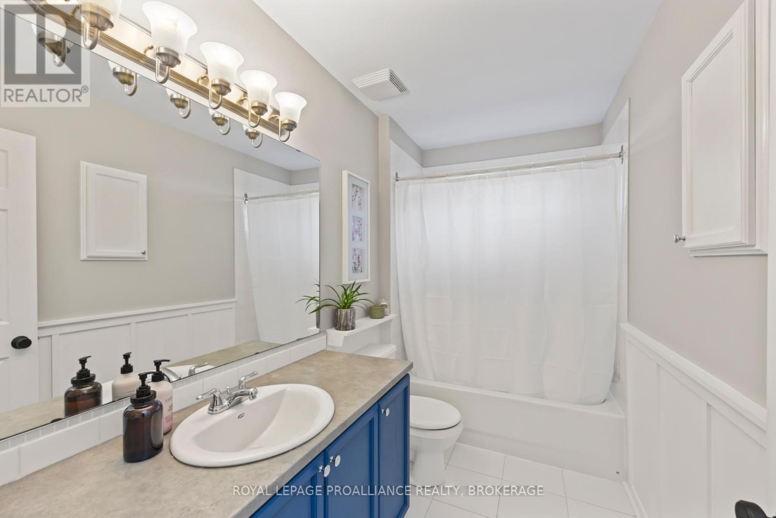 64 Dalgleish Avenue, Kingston, Ontario  K7K 7E1 - Photo 30 - X12140921