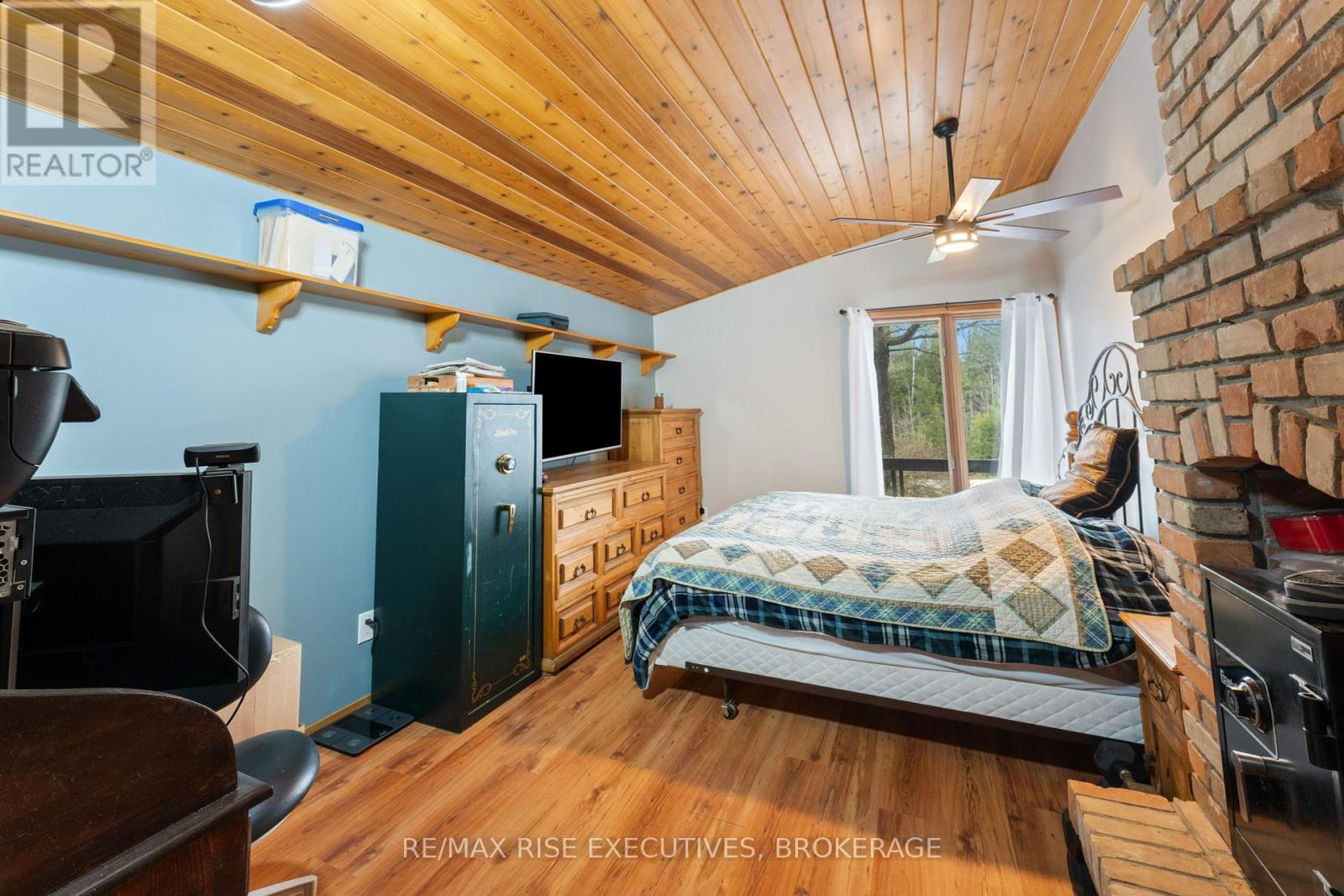 7275 Road 506, North Frontenac, Ontario  K0H 2M0 - Photo 10 - X12141246