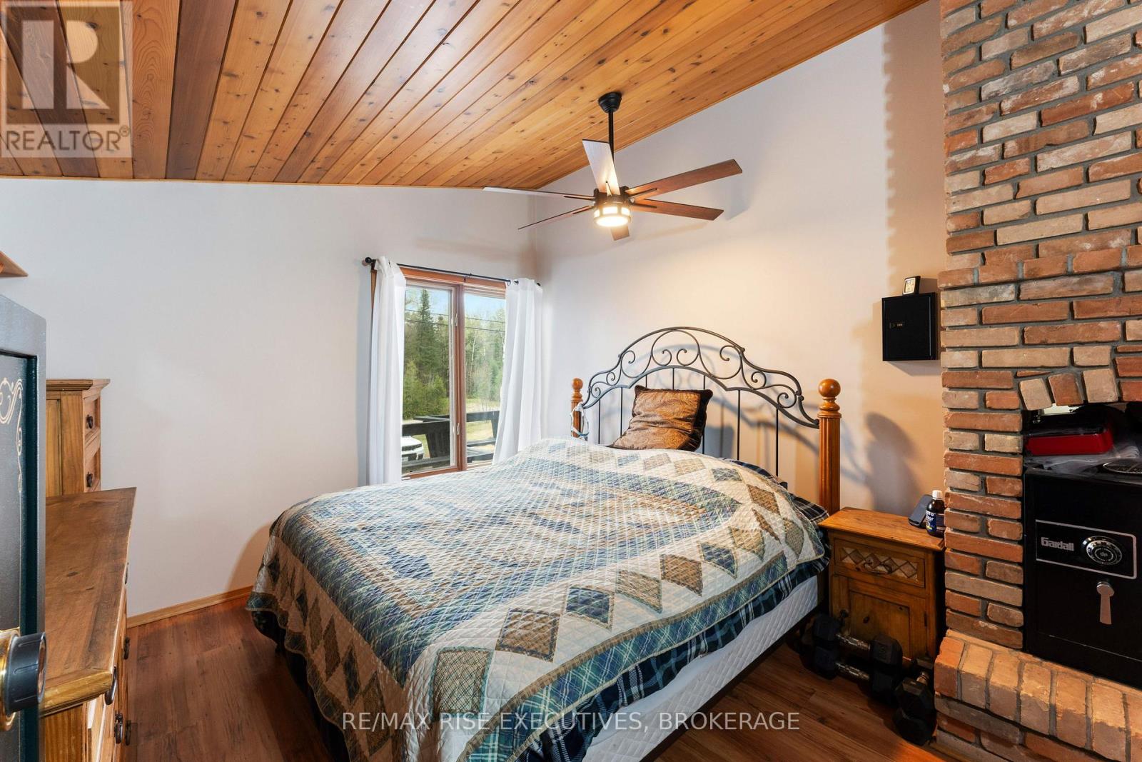 7275 Road 506, North Frontenac, Ontario  K0H 2M0 - Photo 11 - X12141246