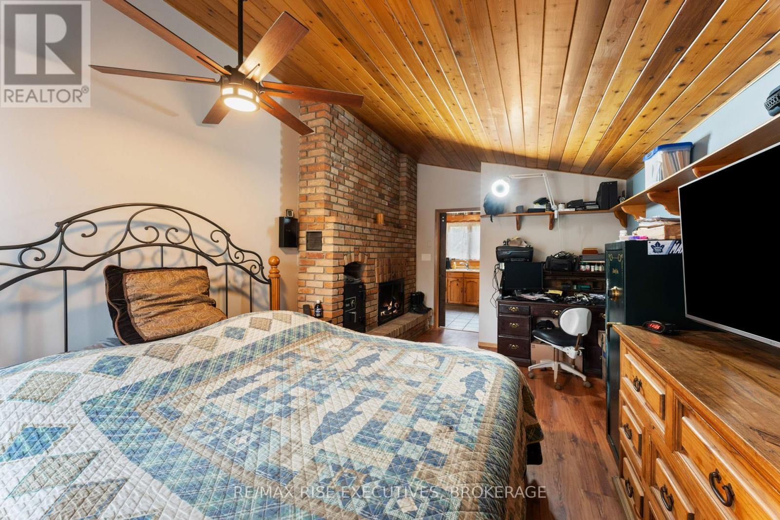 7275 Road 506, North Frontenac, Ontario  K0H 2M0 - Photo 12 - X12141246