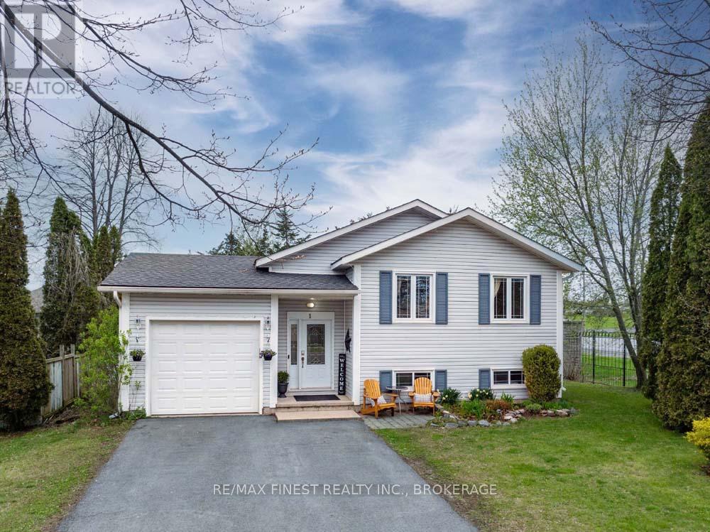 1 HERITAGE DRIVE, Loyalist, Ontario