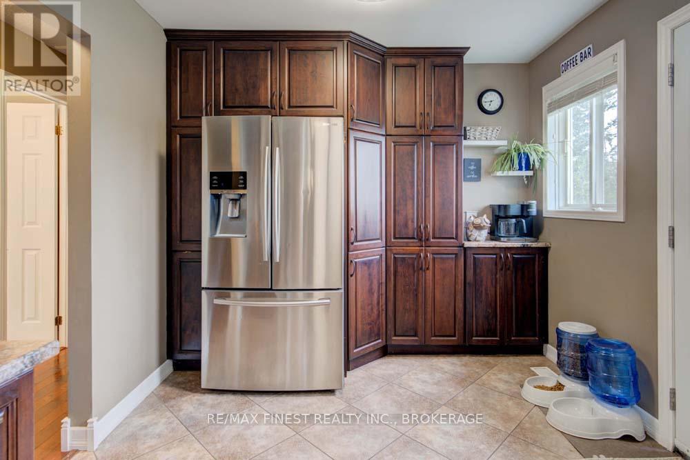 1 Heritage Drive, Loyalist, Ontario  K0H 1G0 - Photo 11 - X12141563