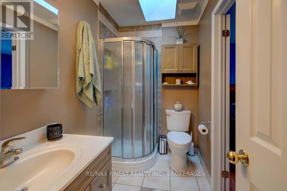 1 Heritage Drive, Loyalist, Ontario  K0H 1G0 - Photo 20 - X12141563