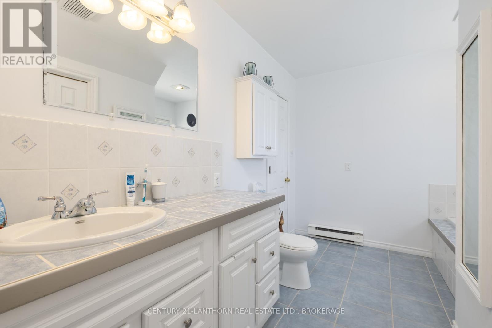 1066 County Road #9 Road, Greater Napanee, Ontario  K7R 0E4 - Photo 32 - X12141767