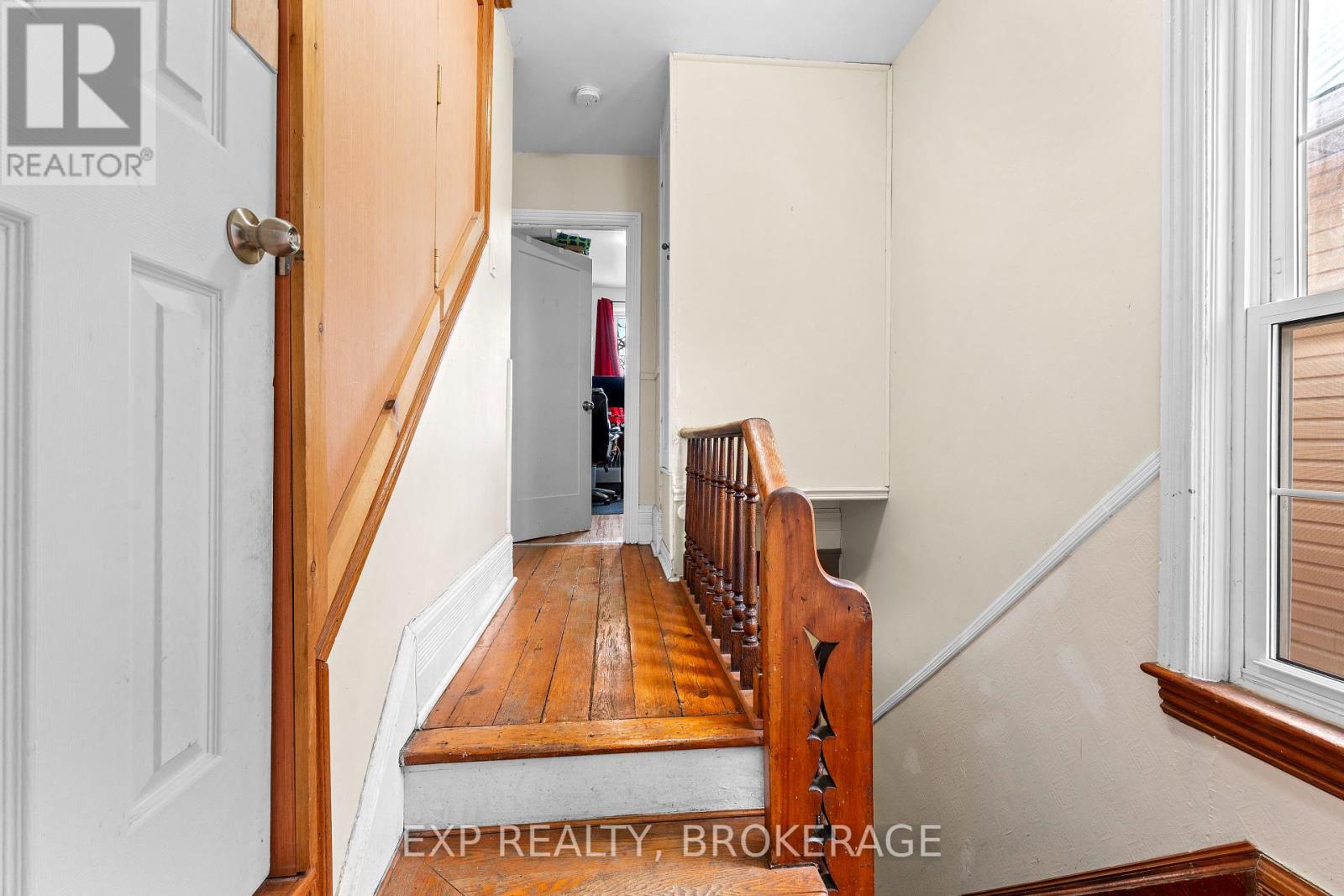 212 Rideau Street, Kingston, Ontario  K7K 3A4 - Photo 12 - X12143463