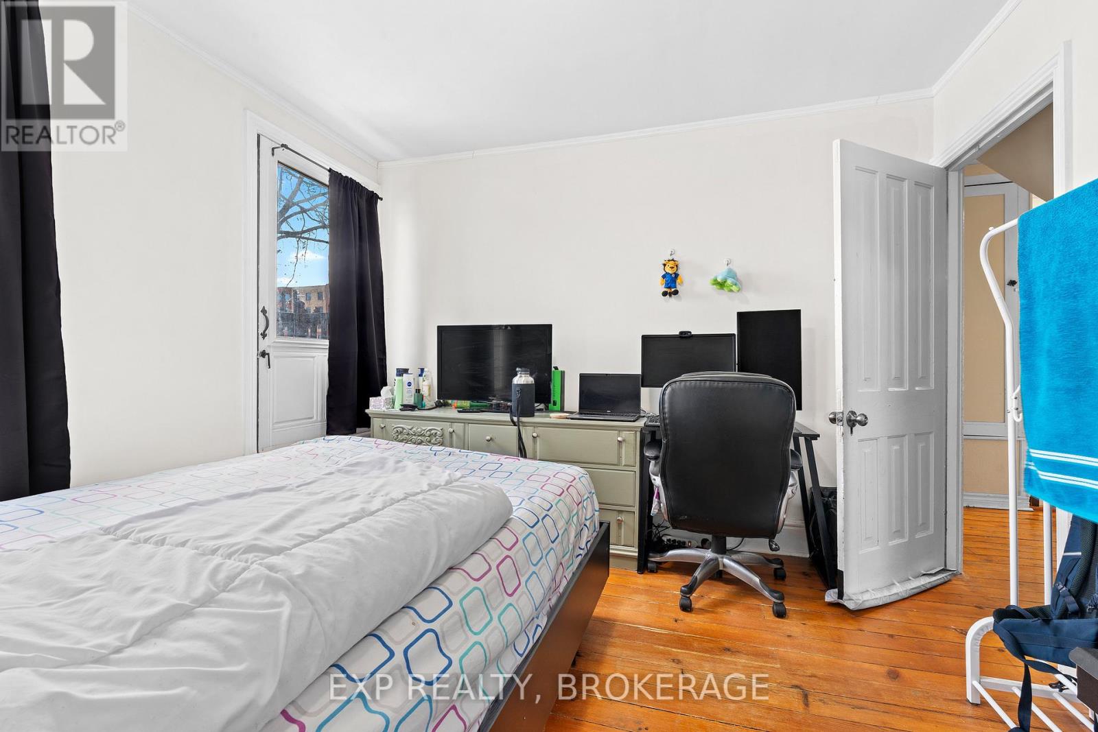 212 Rideau Street, Kingston, Ontario  K7K 3A4 - Photo 18 - X12143463