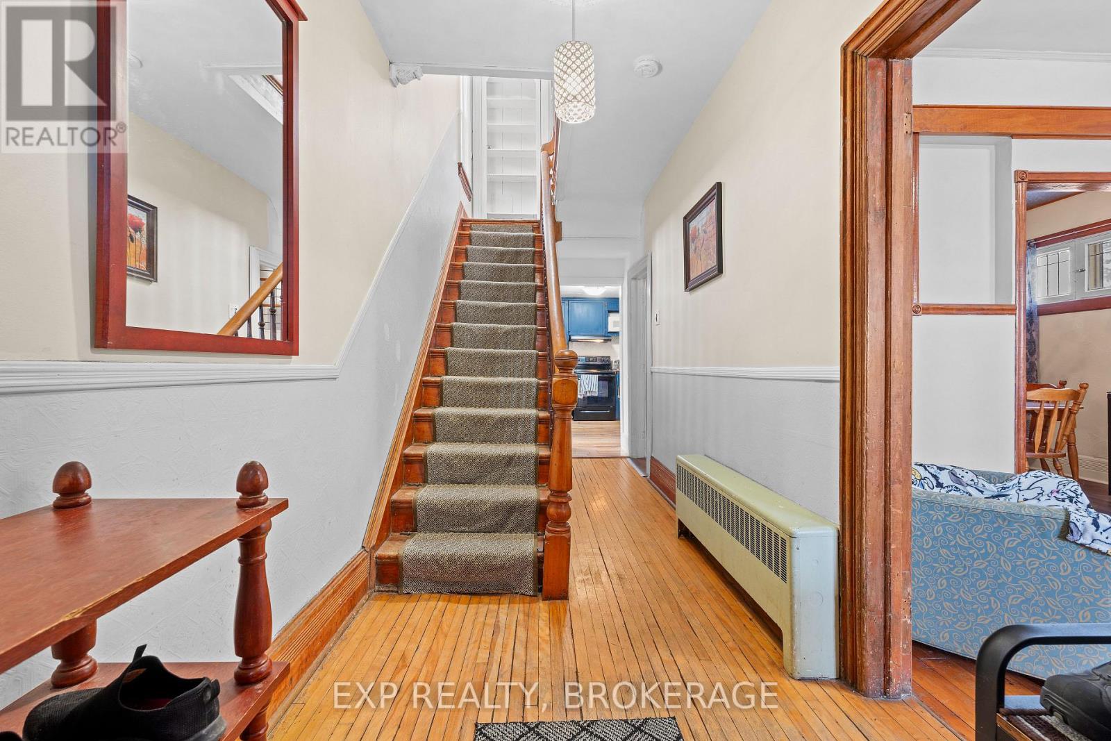 212 Rideau Street, Kingston, Ontario  K7K 3A4 - Photo 4 - X12143463