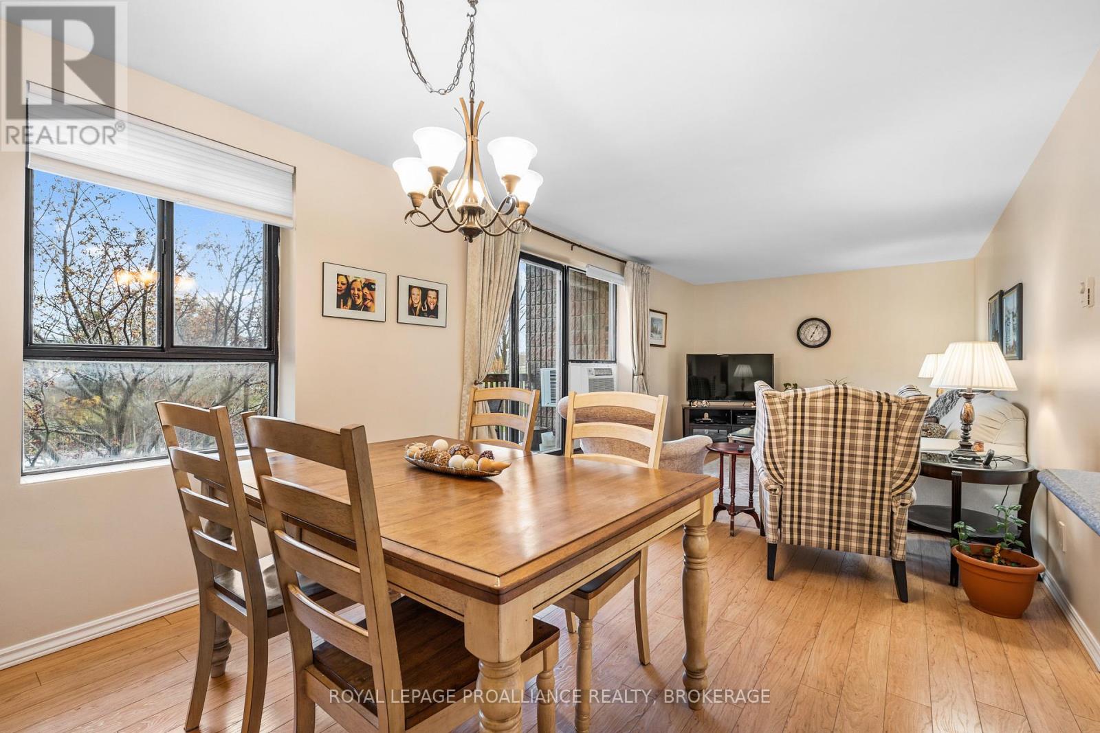 314 - 17 Eldon Hall Place, Kingston, Ontario  K7M 7H5 - Photo 11 - X12143804