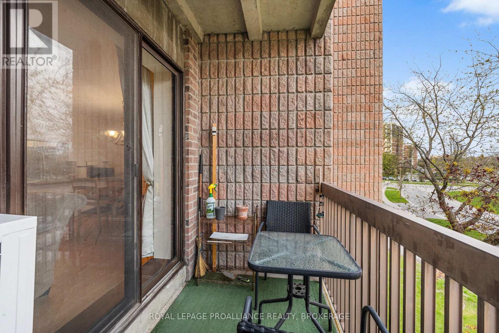 314 - 17 Eldon Hall Place, Kingston, Ontario  K7M 7H5 - Photo 14 - X12143804